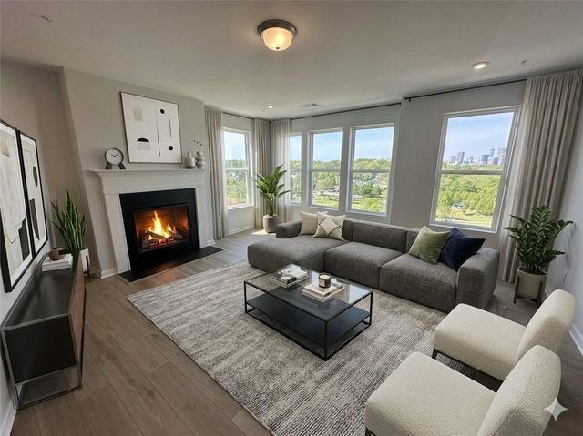 352 Skylar Court, Atlanta, GA 30315