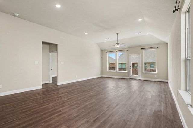 2806 Grand Lookout Lane, Arlington, TX 76001