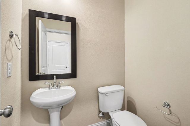 2806 Grand Lookout Lane, Arlington, TX 76001