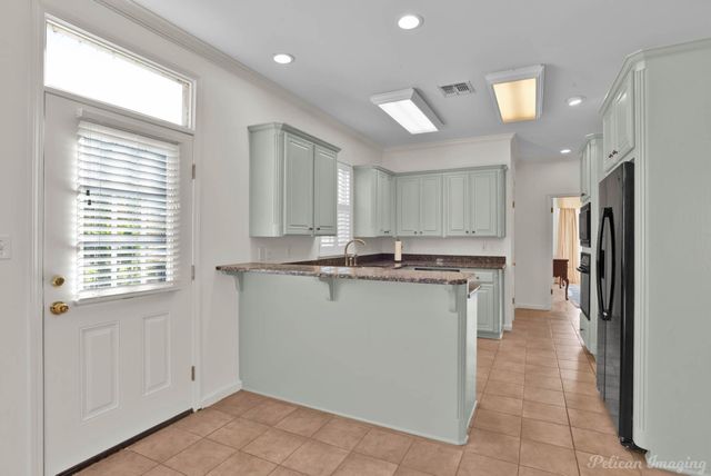 527 Canterbury Lane, Bossier City, LA 71111