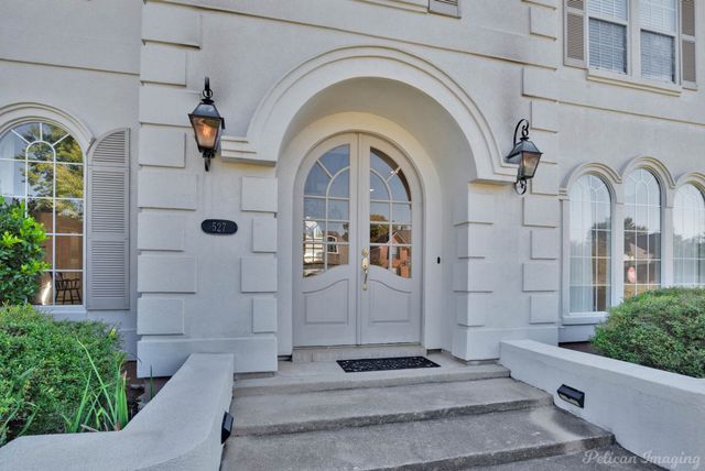 527 Canterbury Lane, Bossier City, LA 71111