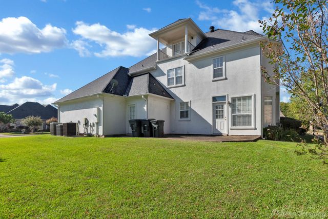 527 Canterbury Lane, Bossier City, LA 71111