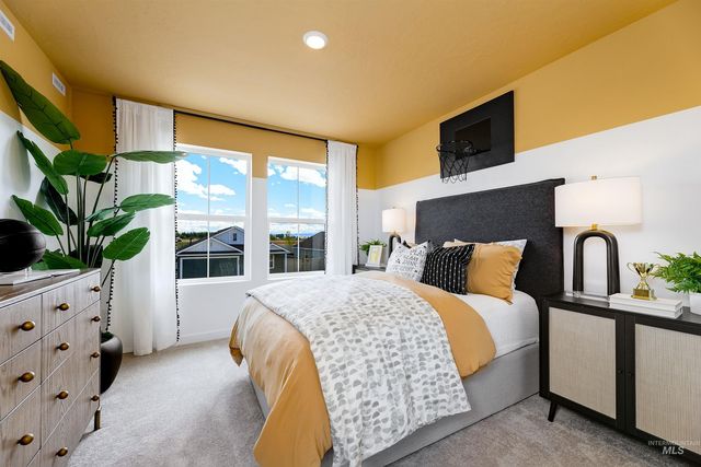 8600 E Love Ct, Nampa, ID 83687