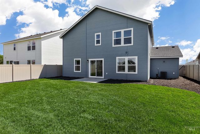 8600 E Love Ct, Nampa, ID 83687