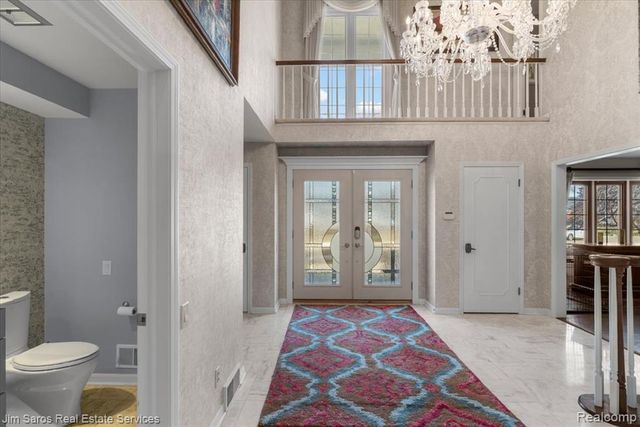 75 S Duval Road, Grosse Pointe Shores, MI 48236