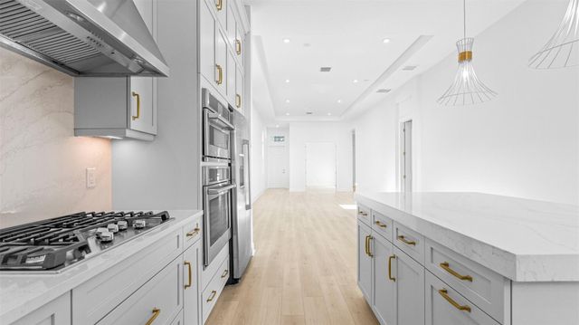 112 SE VIA TIRSO, Port St Lucie, FL 34952