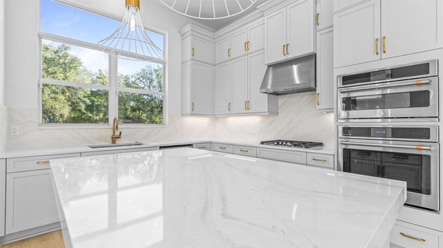 112 SE VIA TIRSO, Port St Lucie, FL 34952