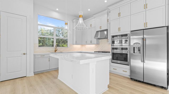 112 SE VIA TIRSO, Port St Lucie, FL 34952