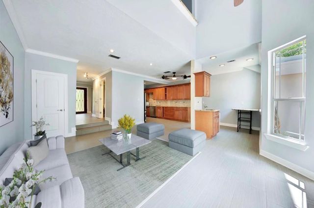 652 N Eldridge Parkway, Houston, TX 77079