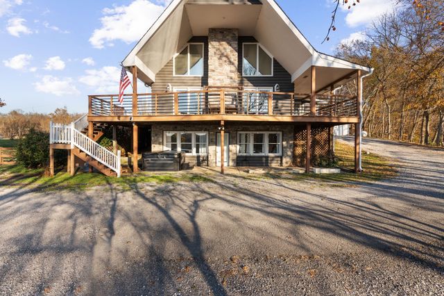 3721 S Hyde Rd, Springfield, TN 37172