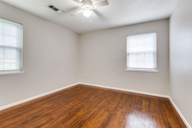 118 Nichols Street, Irving, TX 75060