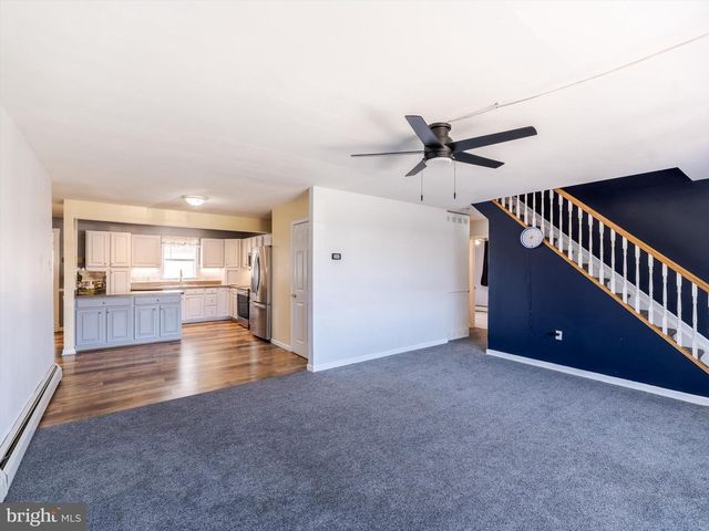 51 JUNEWOOD DR, Levittown, PA 19055