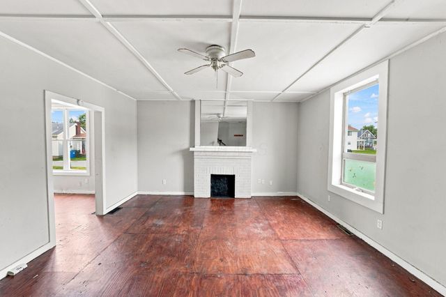 879 Sullivant Avenue, Columbus, OH 43223