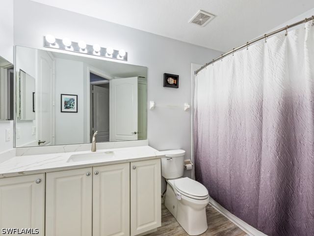 6021 Jonathans Bay CIR 302, Fort Myers, FL 33908