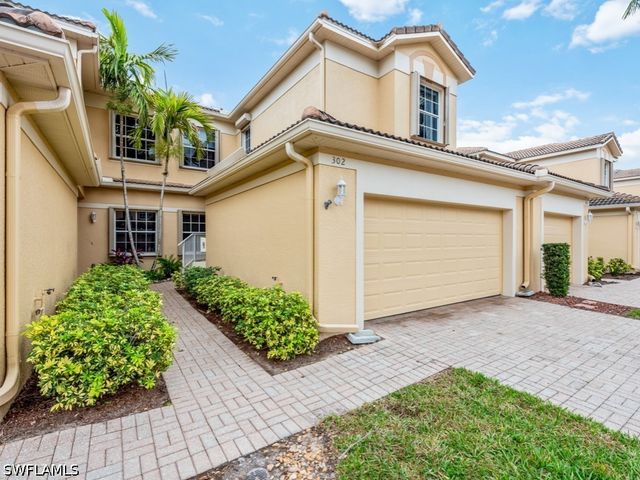 6021 Jonathans Bay CIR 302, Fort Myers, FL 33908