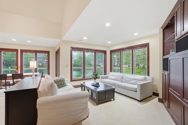 52 Beech Ridge Drive, Powell, OH 43065
