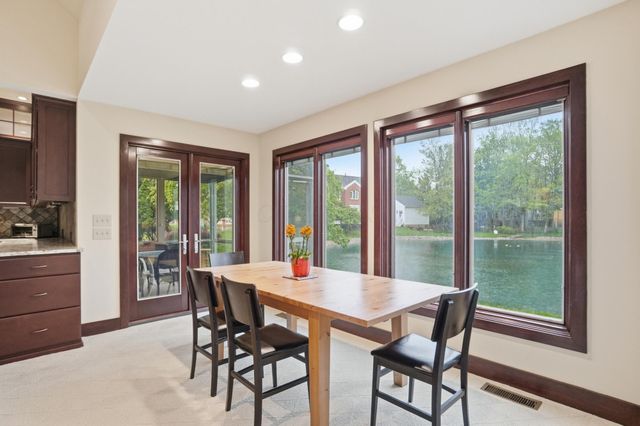 52 Beech Ridge Drive, Powell, OH 43065