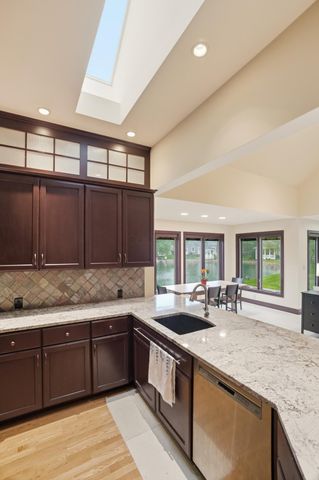 52 Beech Ridge Drive, Powell, OH 43065
