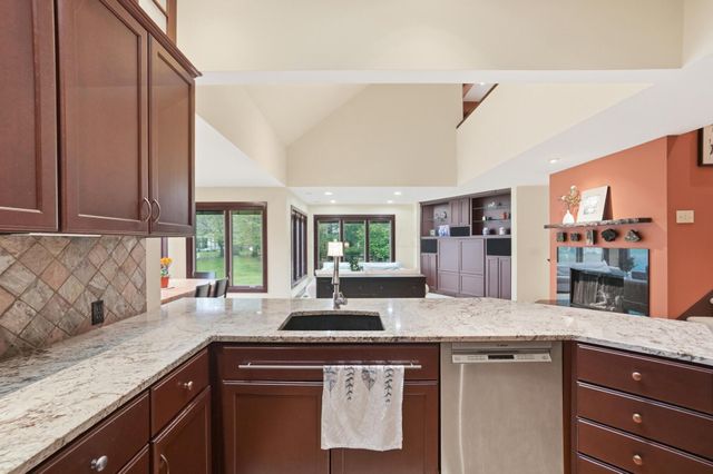 52 Beech Ridge Drive, Powell, OH 43065