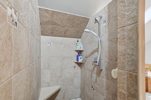 52 Beech Ridge Drive, Powell, OH 43065