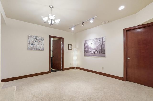 52 Beech Ridge Drive, Powell, OH 43065