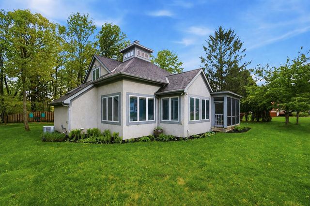 52 Beech Ridge Drive, Powell, OH 43065