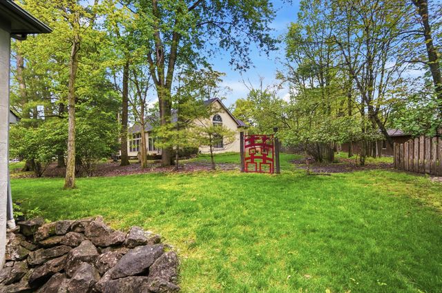 52 Beech Ridge Drive, Powell, OH 43065