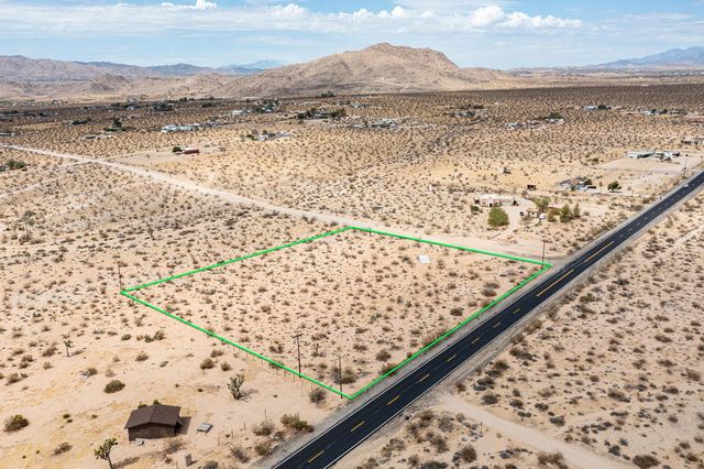 62121 Aberdeen Drive, Joshua Tree, CA 92252