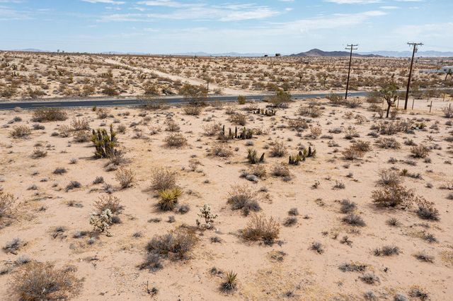 62121 Aberdeen Drive, Joshua Tree, CA 92252