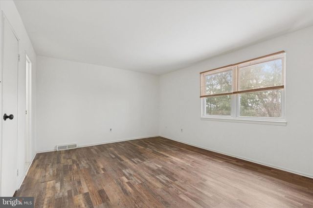 21 CAVENDISH DR, Ambler, PA 19002