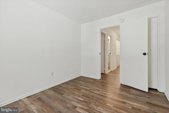 21 CAVENDISH DR, Ambler, PA 19002