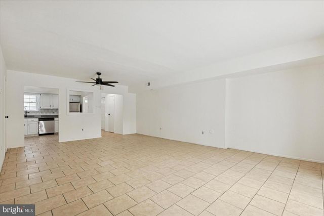 21 CAVENDISH DR, Ambler, PA 19002