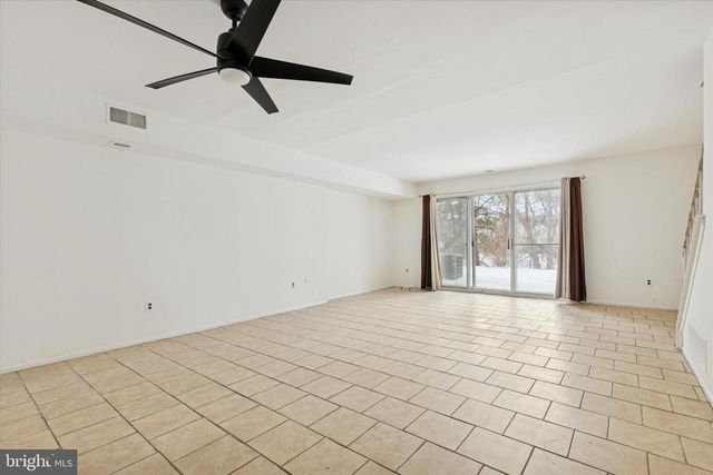 21 CAVENDISH DR, Ambler, PA 19002