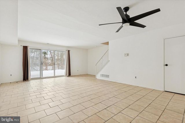 21 CAVENDISH DR, Ambler, PA 19002