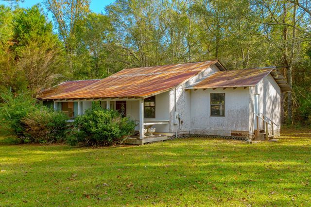 4519 Hwy 589, Sumrall, MS 39482