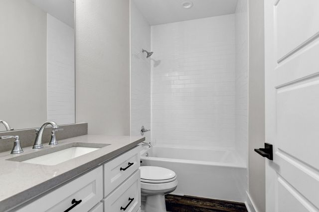 1808 Aleia Cove, Sherman, TX 75092