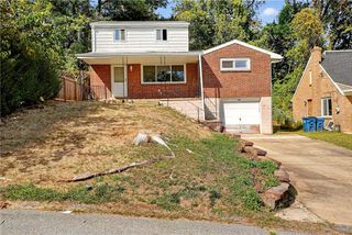 380 Tall Tree Dr, Penn Hills, PA 15235