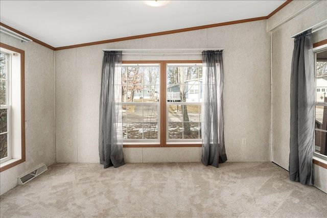 801 Nottingham Drive, Exeter, NH 03833