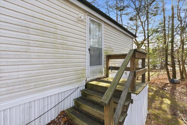 801 Nottingham Drive, Exeter, NH 03833