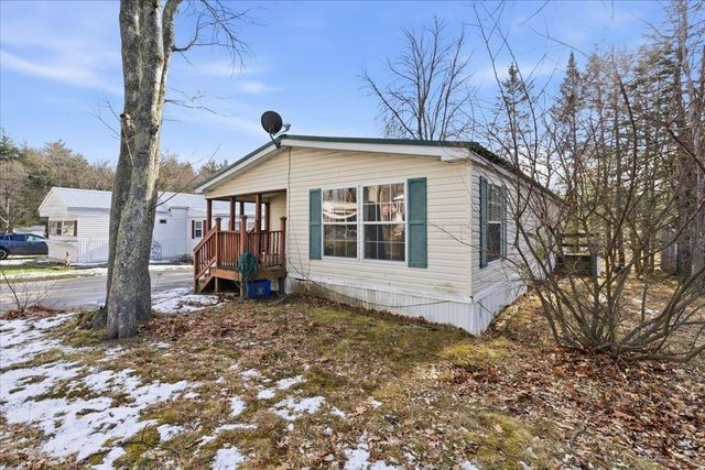 801 Nottingham Drive, Exeter, NH 03833