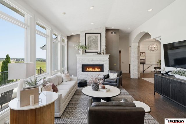 7510 San Mateo Lane, Lincoln, NE 68516