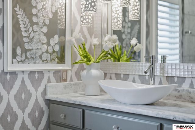7510 San Mateo Lane, Lincoln, NE 68516
