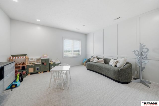 7510 San Mateo Lane, Lincoln, NE 68516