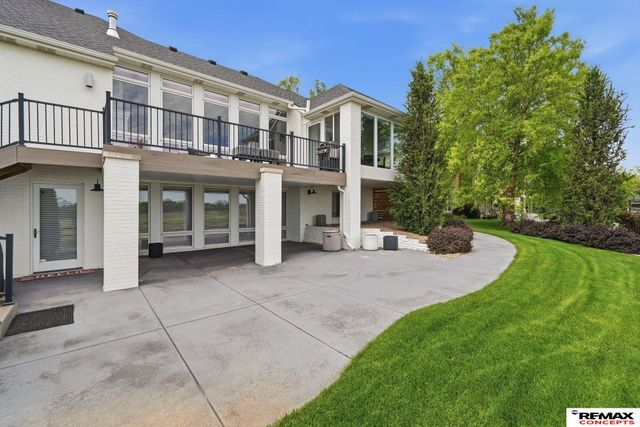 7510 San Mateo Lane, Lincoln, NE 68516