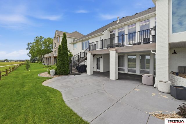 7510 San Mateo Lane, Lincoln, NE 68516