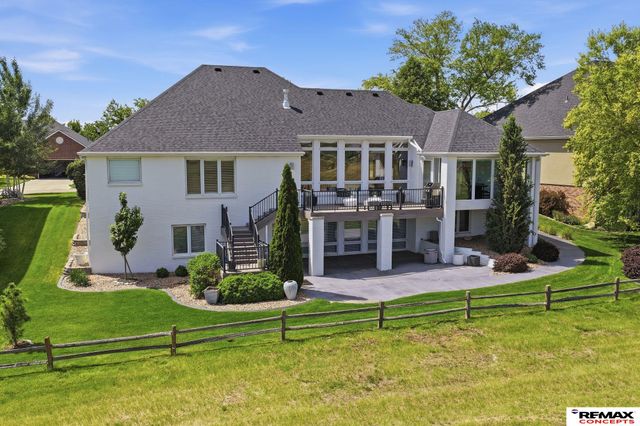 7510 San Mateo Lane, Lincoln, NE 68516