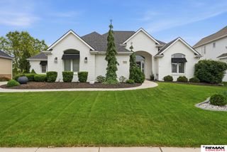 7510 San Mateo Lane, Lincoln, NE 68516