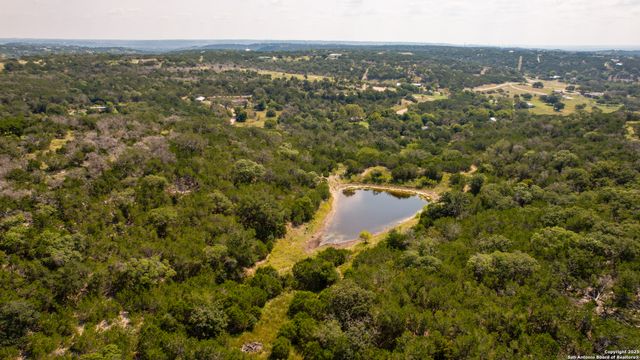 230 Marshall Dr, Kerrville, TX 78028
