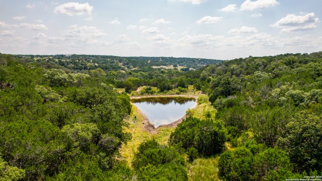 230 Marshall Dr, Kerrville, TX 78028