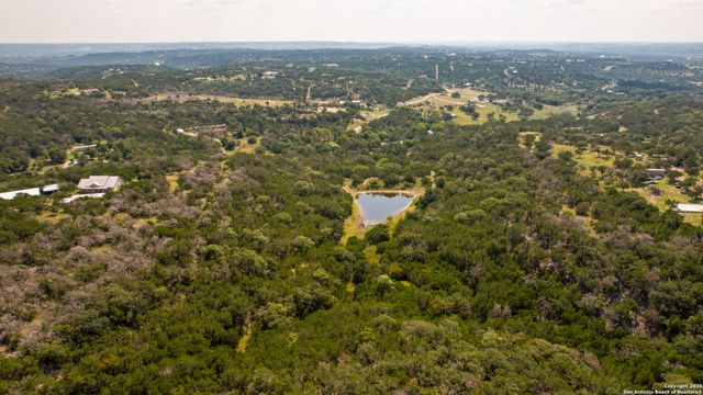 230 Marshall Dr, Kerrville, TX 78028